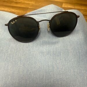 Ray-Ban Black Round Sunglasses